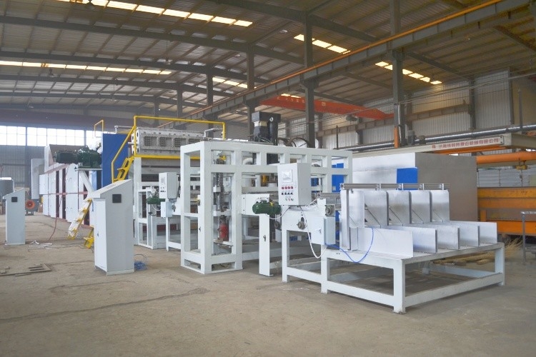 환경 친화적 폐기물 종이 계란 카튼 생산 라인 회전형 45KW-200kw 대용량 계란 트레이 기계 15 좌석 계란 카튼 제조 기계 4 * 4 곰팡이 유형