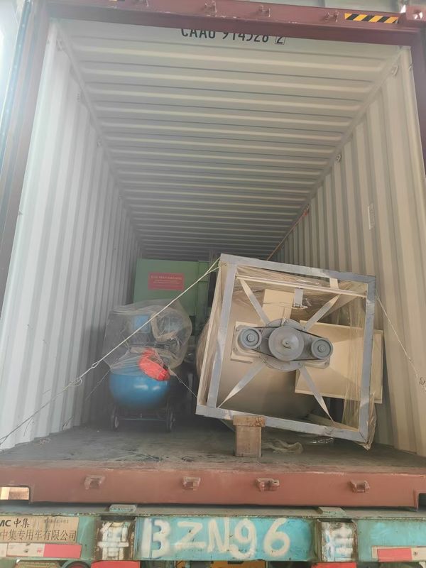 4면 회전식 종이 계란 트레이 기계 PLC 제어 및 계란 트레이 성형 생산을 위한 플라스틱 금형 재료